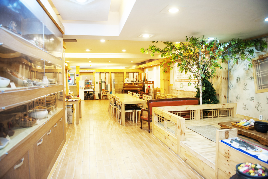 이연순사랑식 내부 사진