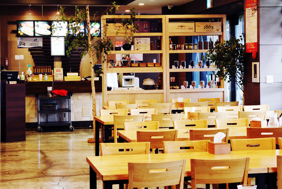 명가박달재 식당 내부 사진