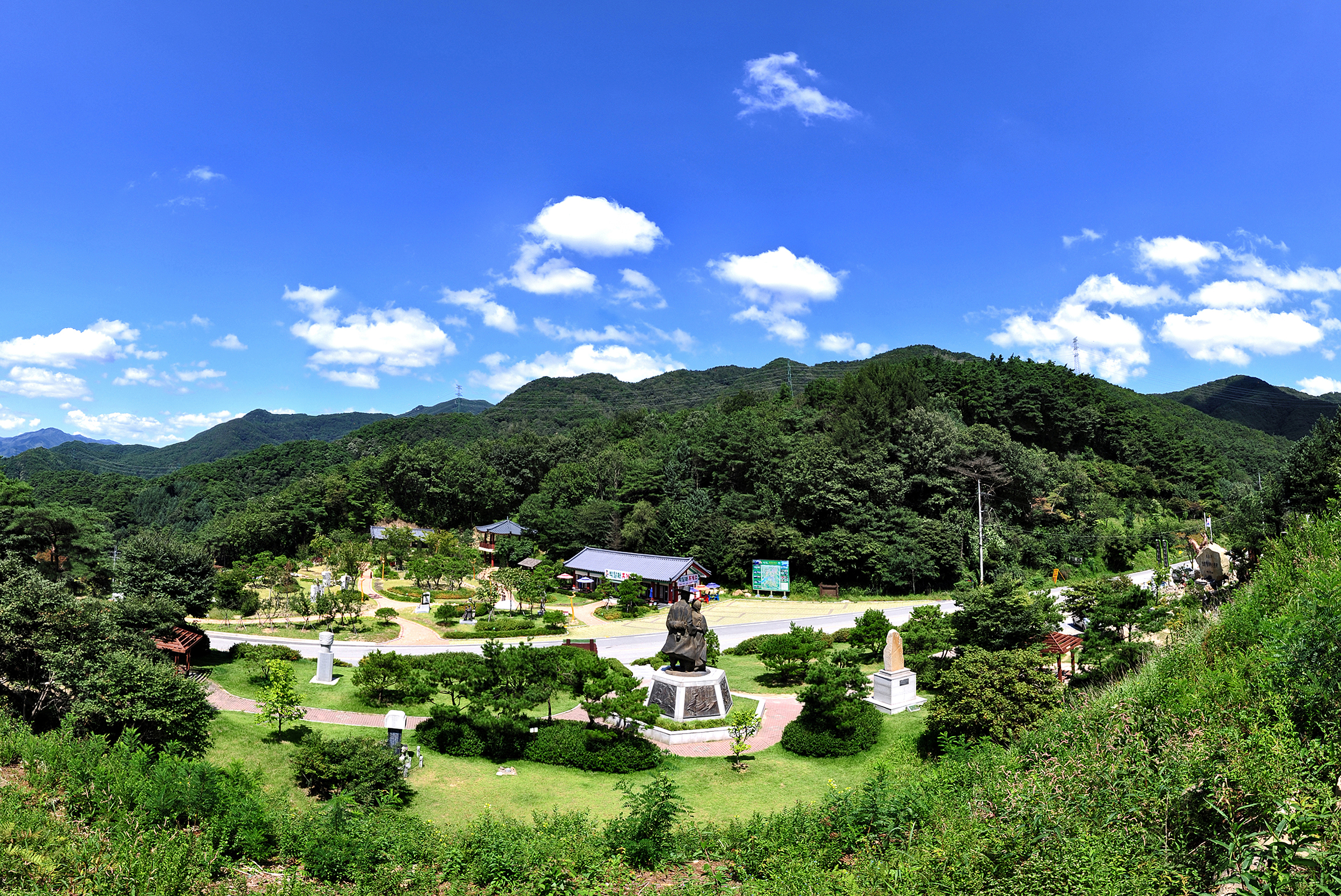 박달재 전경