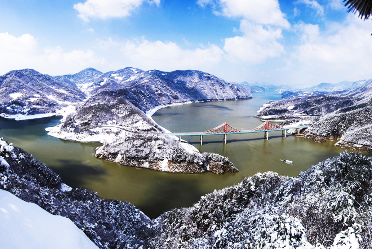 옥순봉 겨울 전경