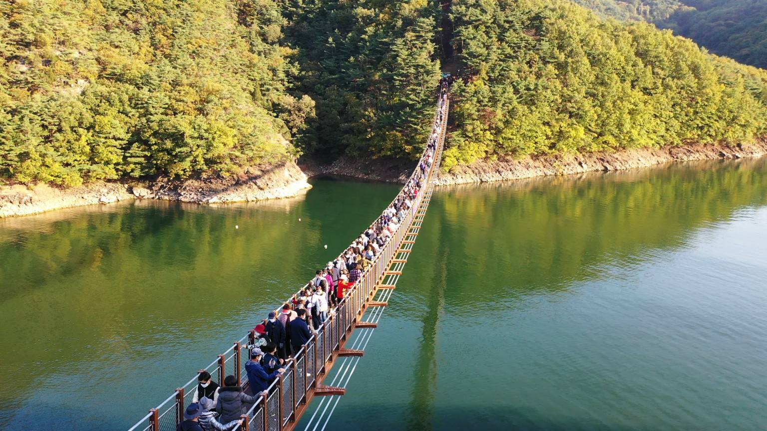 
								옥순봉 출렁다리